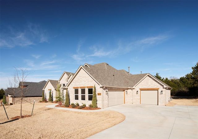9217 SW 92nd Street, Mustang, OK 73064