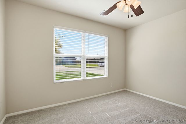 10714 N 100th East Avenue, Owasso, OK 74055