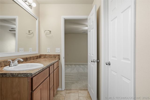 10714 N 100th East Avenue, Owasso, OK 74055
