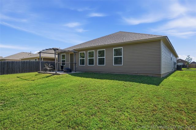 10714 N 100th East Avenue, Owasso, OK 74055