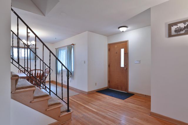 714 Island Court, Columbus, OH 43214