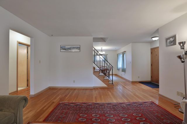 714 Island Court, Columbus, OH 43214