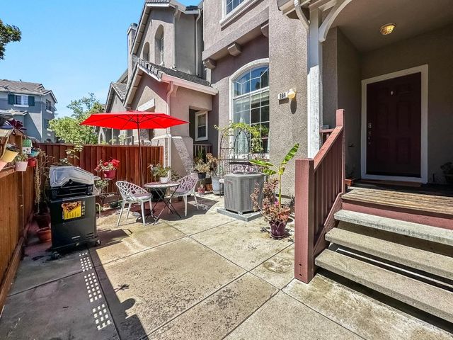 984 Goodacre Lane, San Jose, CA 95125