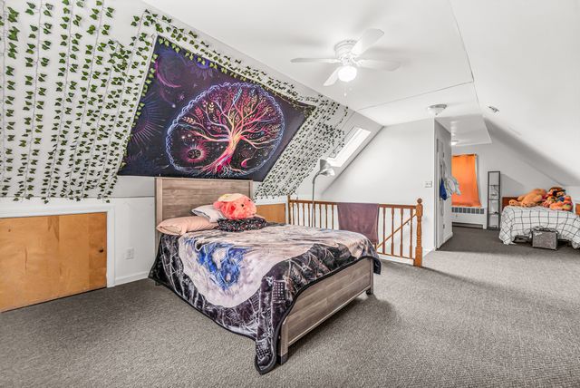 214 Thames Street, New London, CT 06320