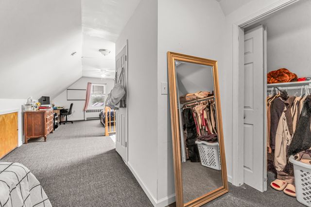 214 Thames Street, New London, CT 06320