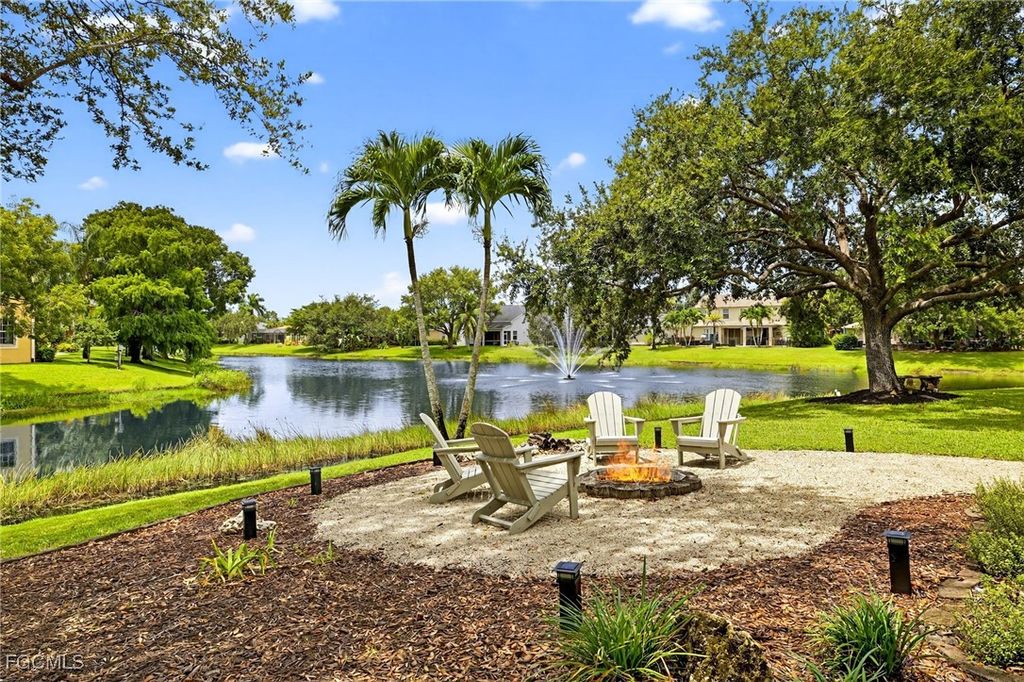 8431 Hollow Brook CIR, Naples, FL 34119
