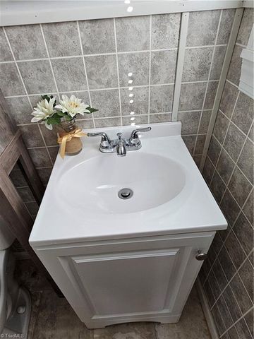 338 Hamilton Avenue, Winston-salem, NC 27107