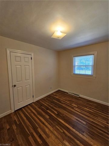 338 Hamilton Avenue, Winston-salem, NC 27107