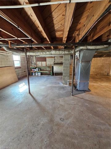 338 Hamilton Avenue, Winston-salem, NC 27107