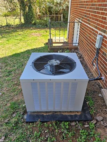 338 Hamilton Avenue, Winston-salem, NC 27107