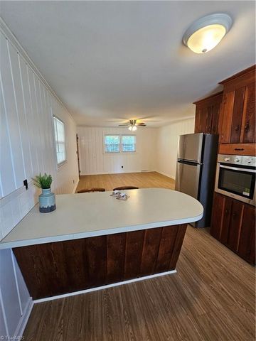 338 Hamilton Avenue, Winston-salem, NC 27107