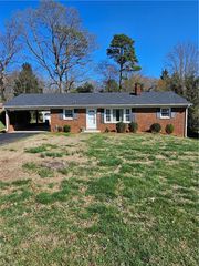 338 Hamilton Avenue, Winston-salem, NC 27107