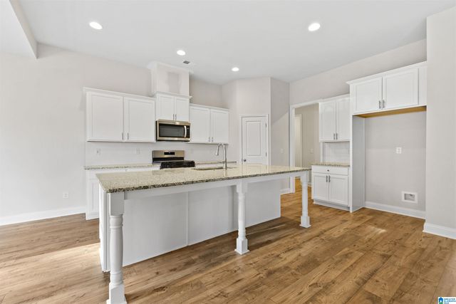 5438 HAYES COVE WAY, Trussville, AL 35173