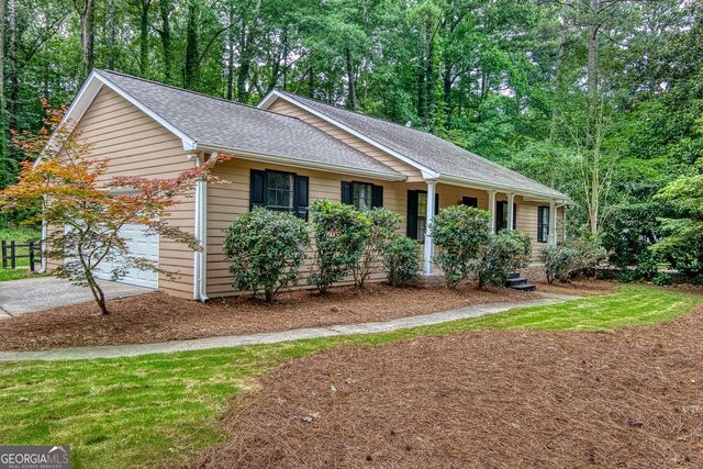 260 Mimosa Drive, Fayetteville, GA 30214