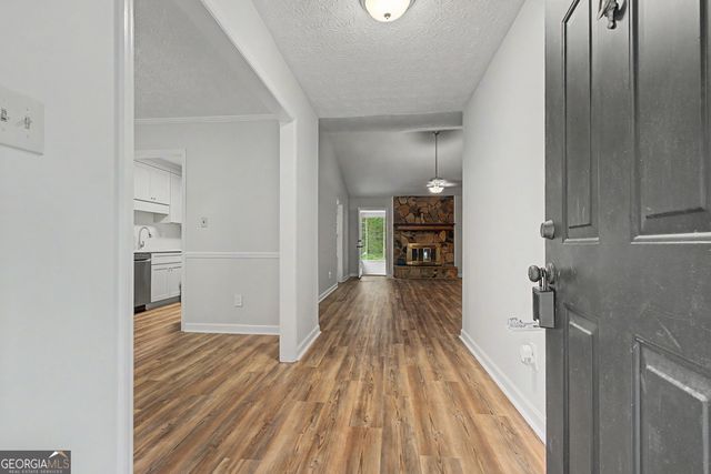 260 Mimosa Drive, Fayetteville, GA 30214
