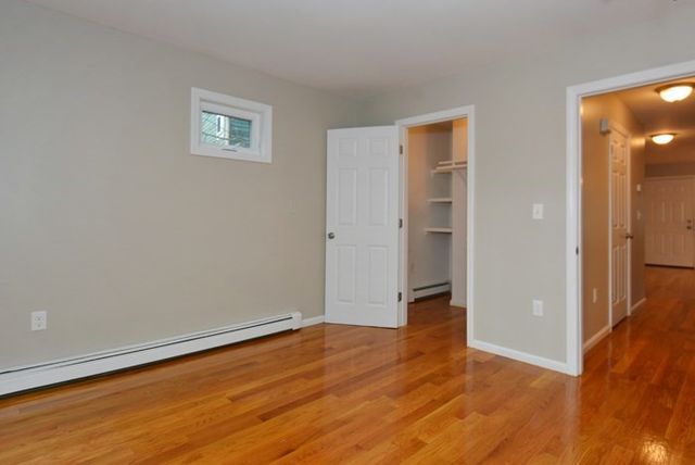 12 Roach St 1, Boston, MA 02125