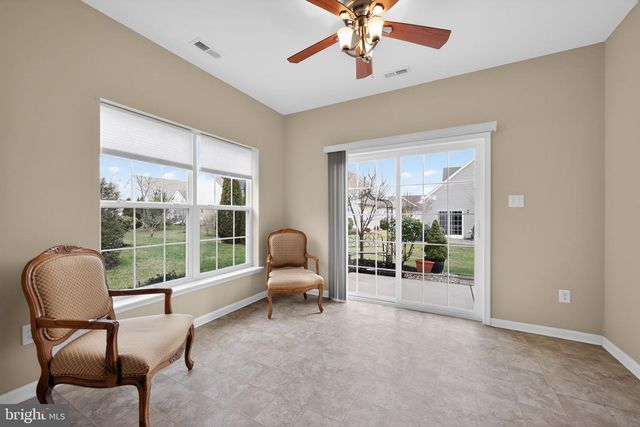 100 SMORTZ LN, Glassboro, NJ 08028