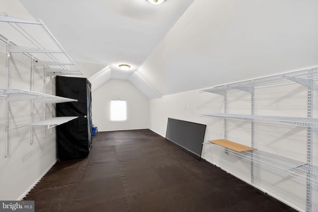 100 SMORTZ LN, Glassboro, NJ 08028