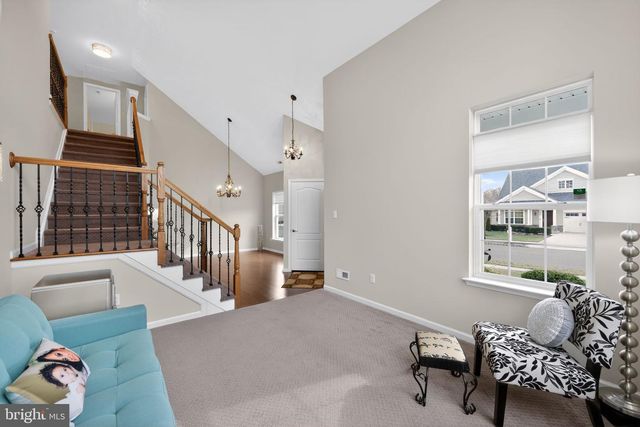 100 SMORTZ LN, Glassboro, NJ 08028