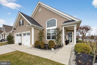 100 SMORTZ LN, Glassboro, NJ 08028