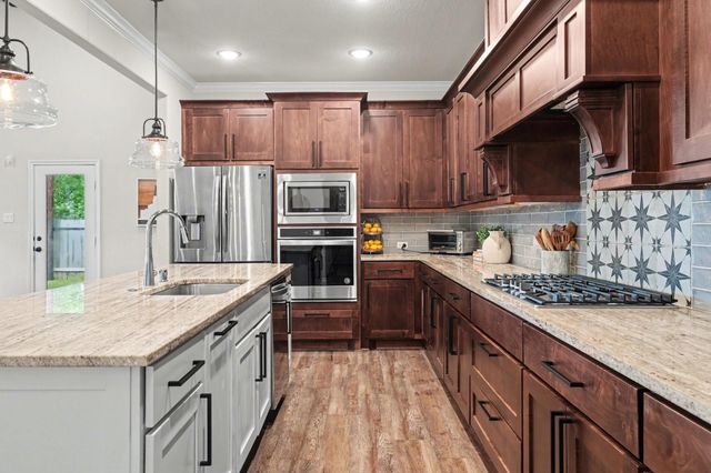 21006 Brave Legion Way, Tomball, TX 77375