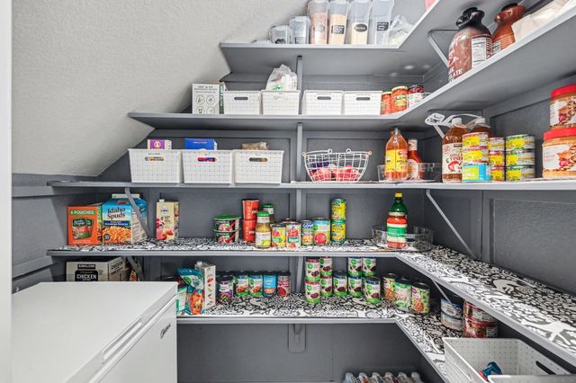 21006 Brave Legion Way, Tomball, TX 77375