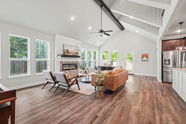 21006 Brave Legion Way, Tomball, TX 77375