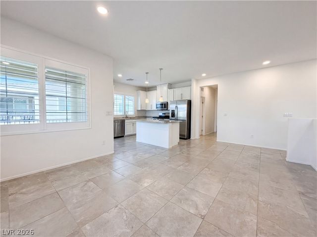 8457 Insignia Avenue 106, Las Vegas, NV 89178