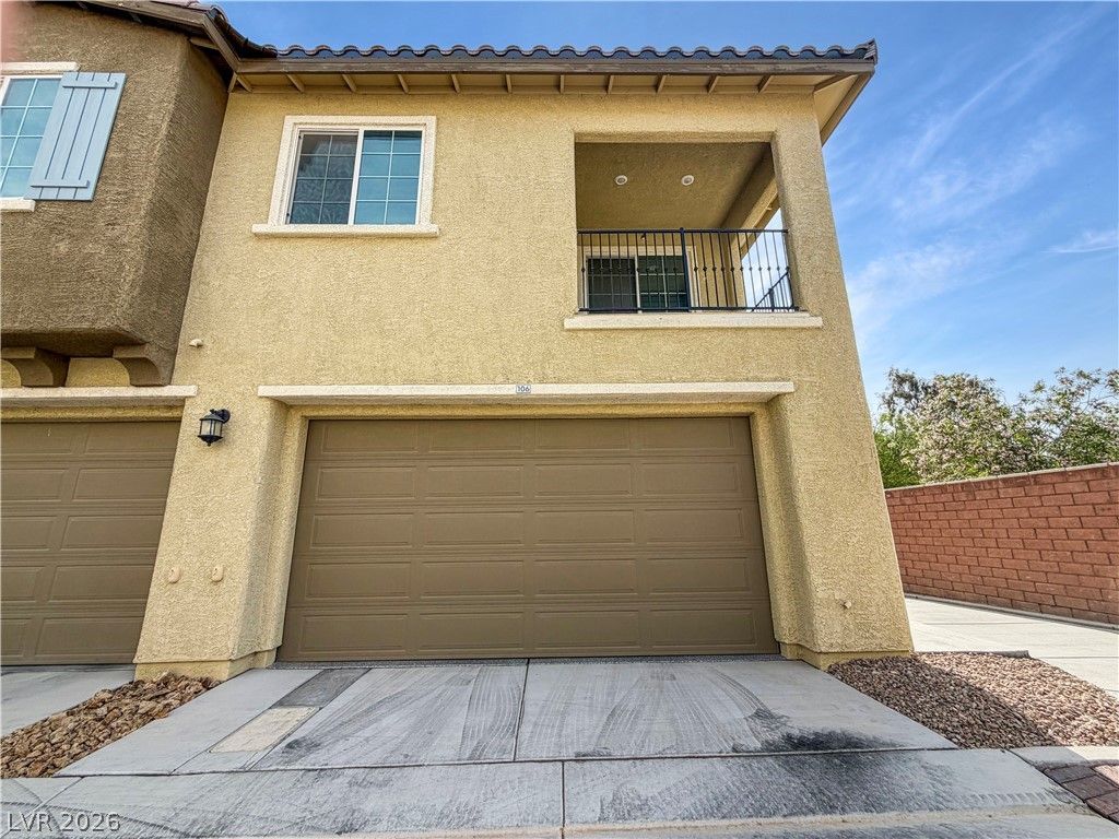 8457 Insignia Avenue 106, Las Vegas, NV 89178