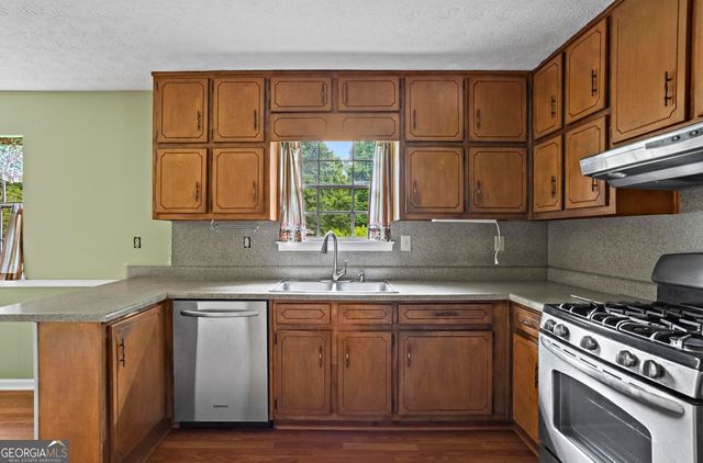 140 Carriage Circle, Stockbridge, GA 30281