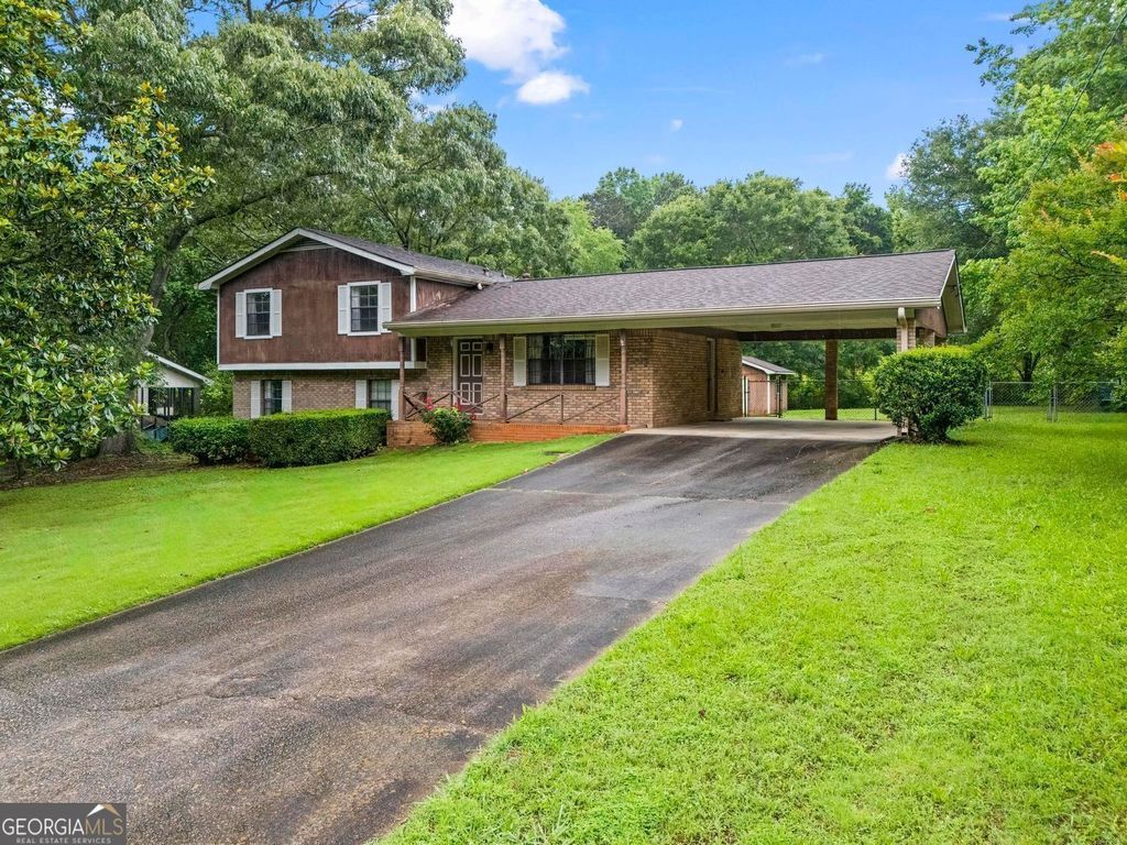 140 Carriage Circle, Stockbridge, GA 30281