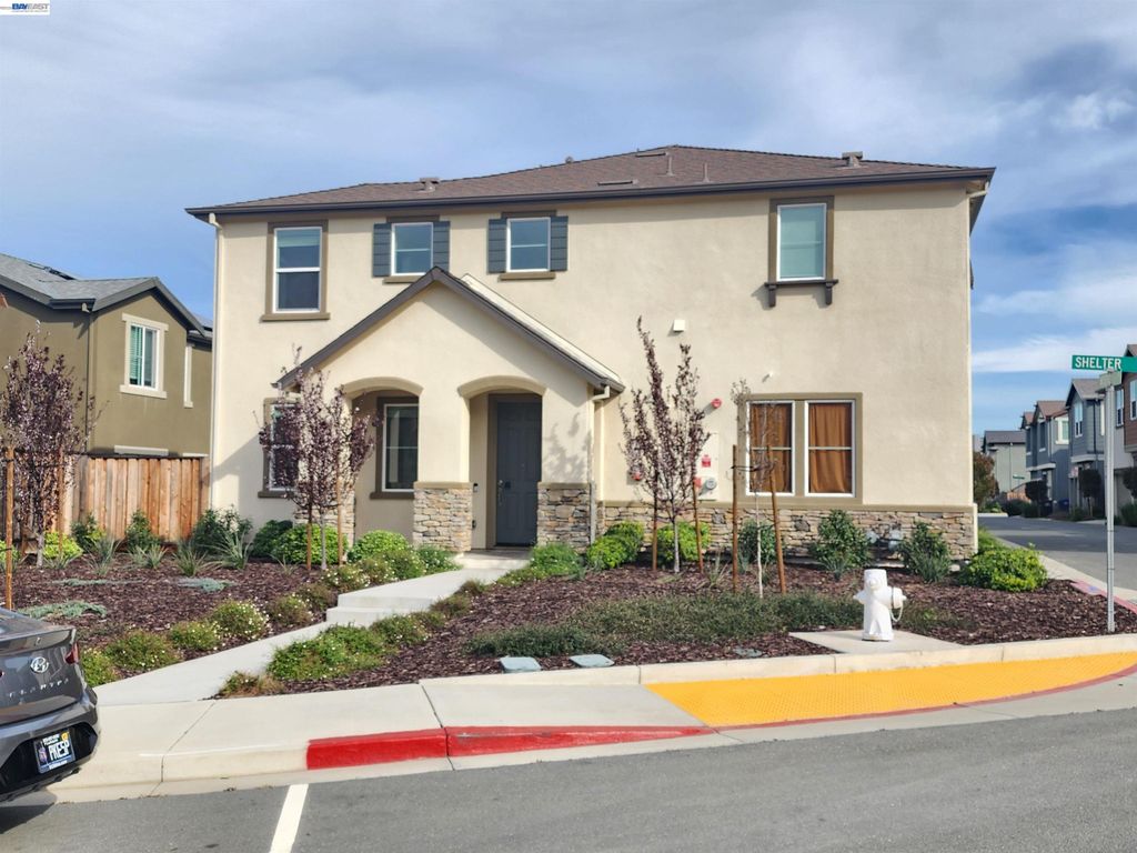 417 Mystic Ln, Pittsburg, CA 94565