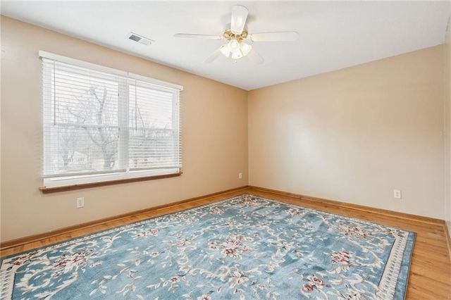 8418 N Park Court, Kansas City, MO 64155