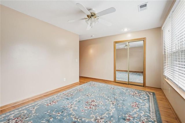 8418 N Park Court, Kansas City, MO 64155