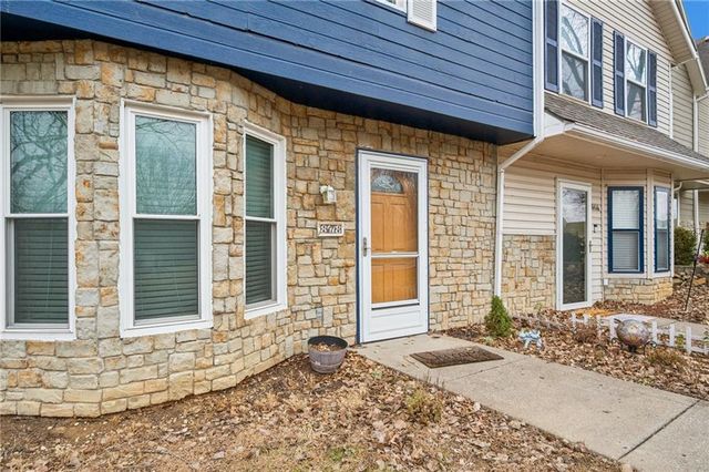 8418 N Park Court, Kansas City, MO 64155