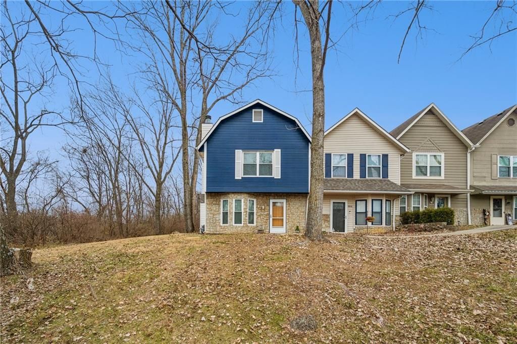 8418 N Park Court, Kansas City, MO 64155