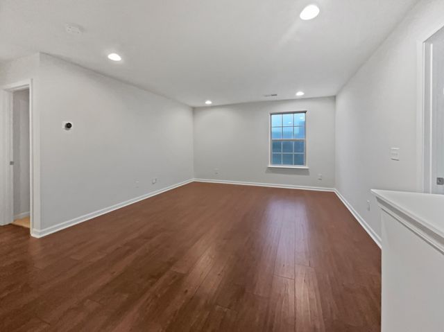 1514 Oak Dr, Murfreesboro, TN 37128