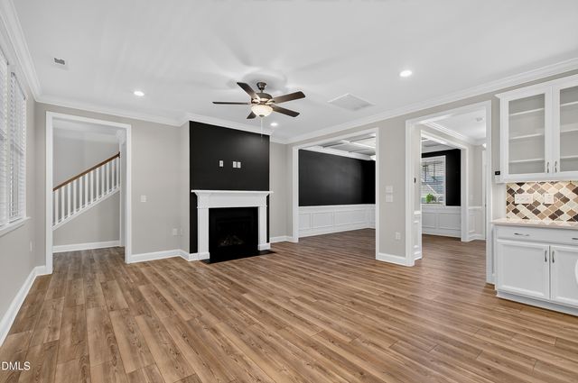 1300 Commons Ford Place, Apex, NC 27539