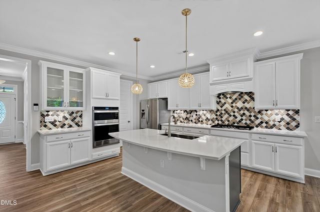 1300 Commons Ford Place, Apex, NC 27539