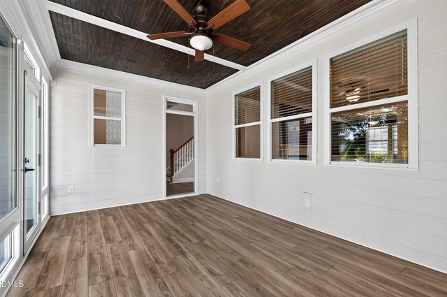 1300 Commons Ford Place, Apex, NC 27539