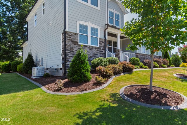 1300 Commons Ford Place, Apex, NC 27539