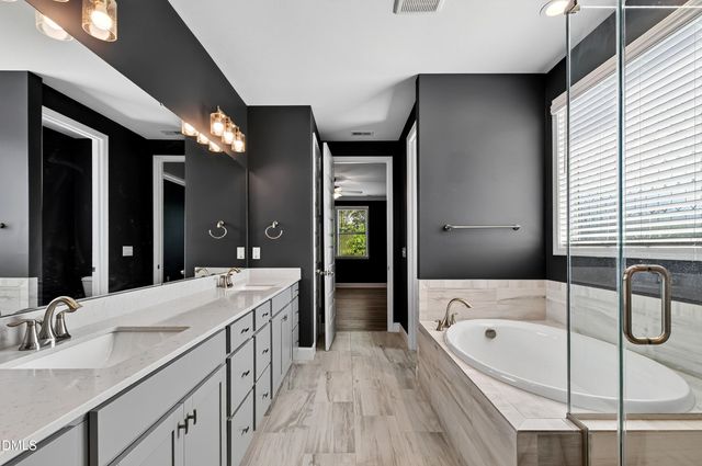 1300 Commons Ford Place, Apex, NC 27539
