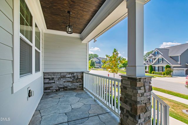 1300 Commons Ford Place, Apex, NC 27539