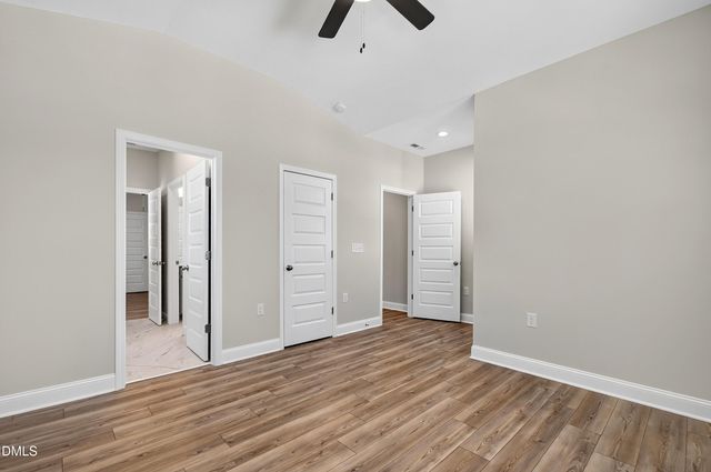 1300 Commons Ford Place, Apex, NC 27539