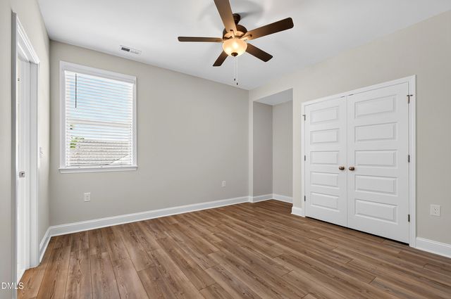 1300 Commons Ford Place, Apex, NC 27539