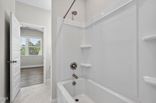 1300 Commons Ford Place, Apex, NC 27539