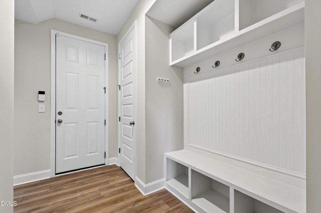 1300 Commons Ford Place, Apex, NC 27539