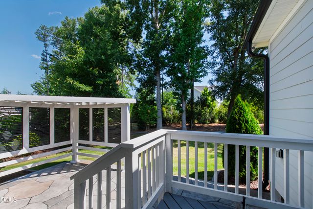 1300 Commons Ford Place, Apex, NC 27539