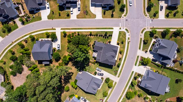 1300 Commons Ford Place, Apex, NC 27539