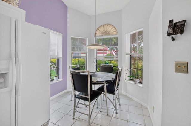 7537 Lexington Club Boulevard B, Delray Beach, FL 33446
